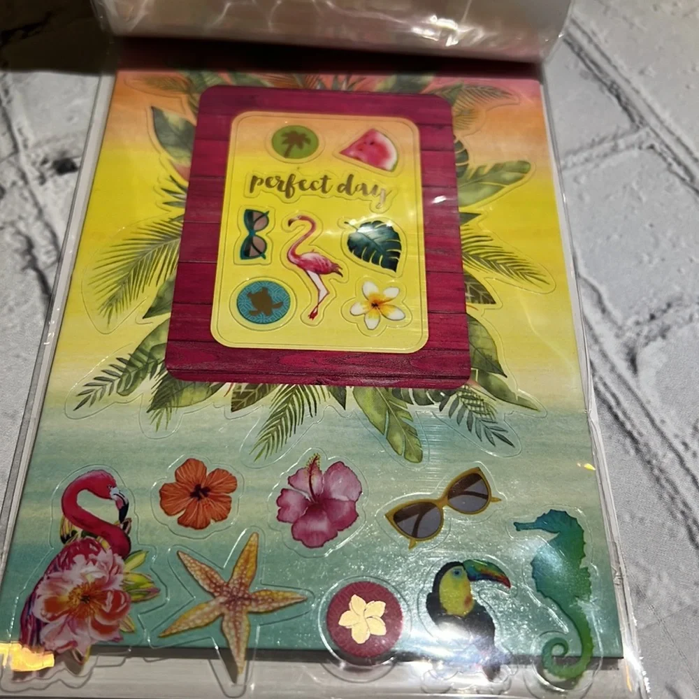 HP Moment Makers 3D Sticker Frames + Mini Album + Wall Hanging Garland - Picture 6 of 12